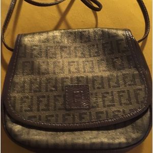 FENDI:AUTHENTIC-Vintge Leather Bag/Pouch/crossbody